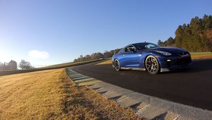 Cumperi un Nissan GT-R si primesti gratuit o zi pe acest circuit