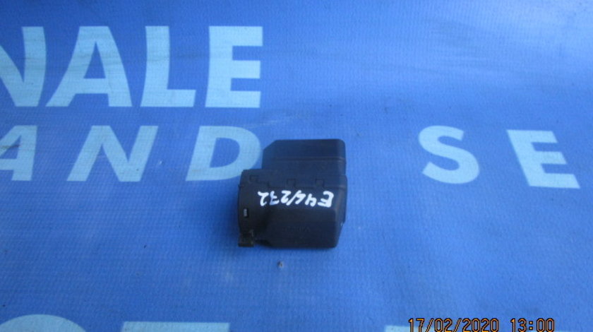 Cupla contact BMW E46 2000; 6901961