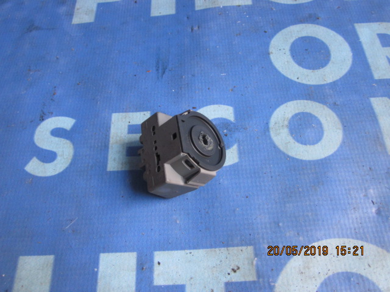 Cupla contact Ford Fiesta