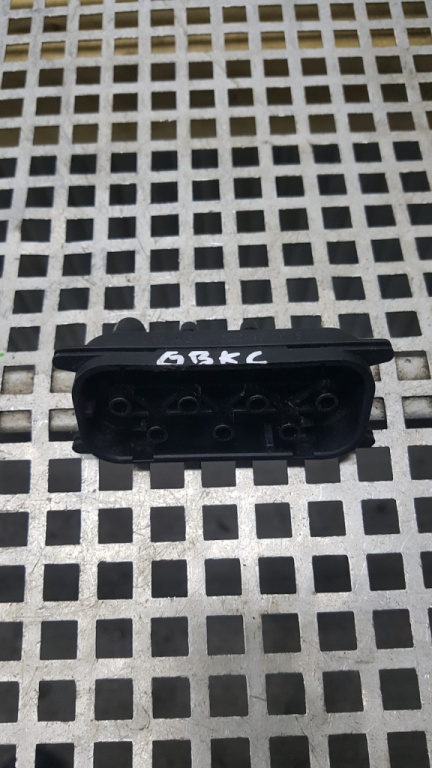 Cupla unitate vacuum Volkswagen Golf 5 2006 BKC OEM 039131051AE