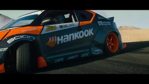 Cursa vietii: un pustan este plimbat cu o masina de 800 din Formula Drift