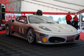 Curse cu masini Ferrari pe