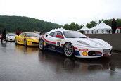 Curse cu masini Ferrari pe