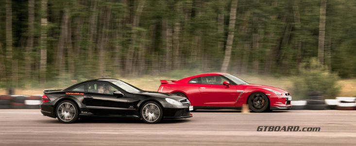 Curse Legale: Nissan GT-R si Mercedes SL65 AMG Black Series, fata-n fata la linia de start