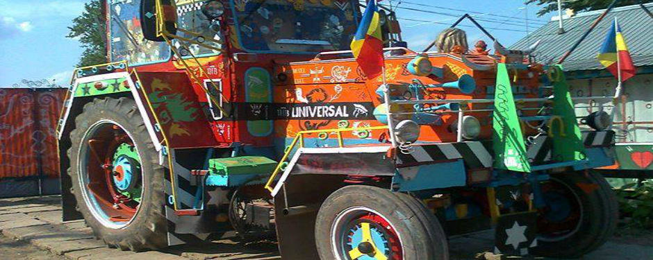Custom Tuning de la Giurgiu: Dani Codita, designerul care a bagat Bollywoodul in masini Custom Tuning de la Giurgiu: Dani Codita, designerul care a bagat Bollywoodul in masini