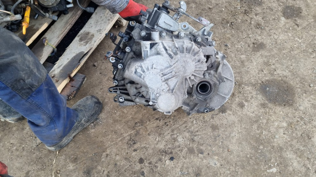 Cutie de viteza cu 6 trepte Astra J din 2010/2020 motor 1.4 benzina cu turbo