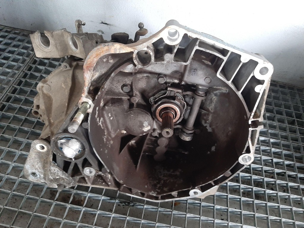Cutie de viteza manuala 1.3 d multijet lancia ypsilon 199a2000