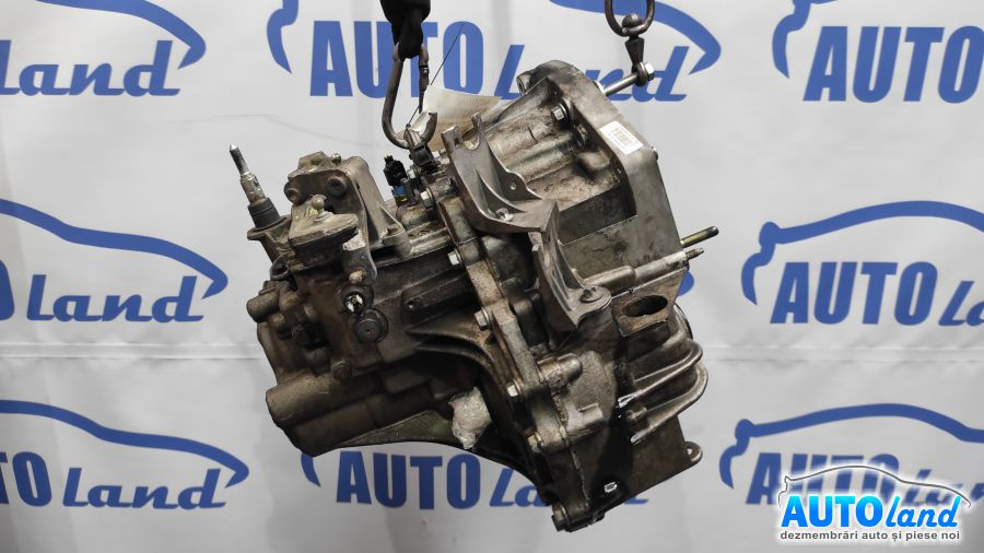 Cutie de Viteza Manuala 8200128325 1.9 DCI 6 Vit Renault MEGANE II BM0/1 ,CM0/1 2002