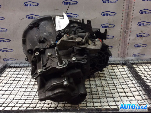 Cutie de Viteza Manuala 8200370824 1.9 DCI, 6 Trepte Renault MEGANE II BM0/1 ,CM0/1 2002
