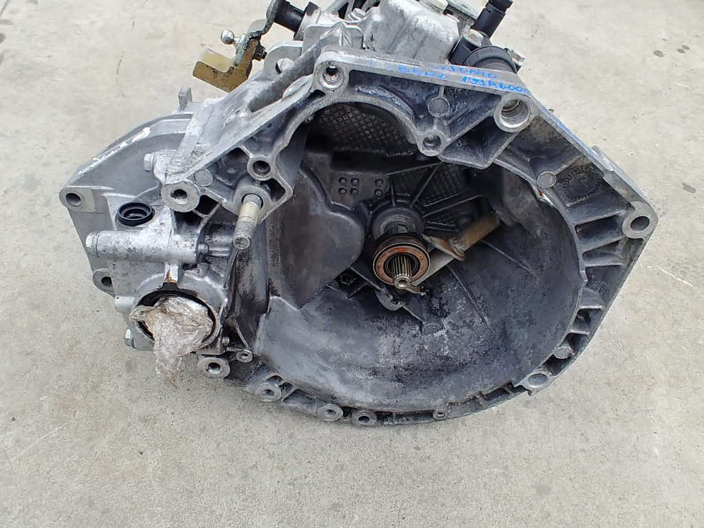 Cutie de viteze 1.4 b 199a6000 fiat grande punto 199 55204040 c51461307