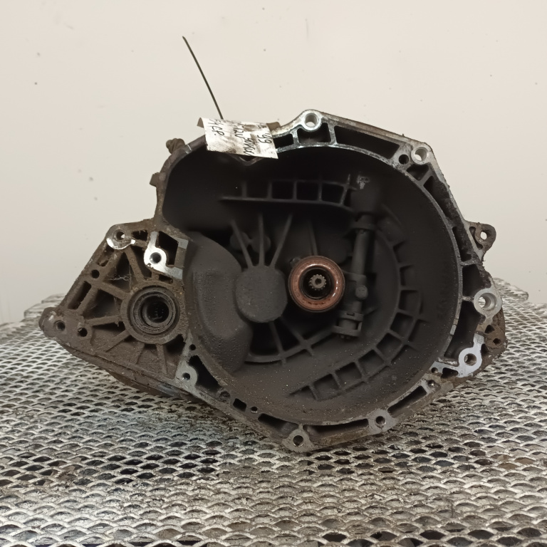 Cutie De Viteze 5 Plus 1,Manuala Opel CORSA B 1993 - 2000 Benzina 90400197, 0076124