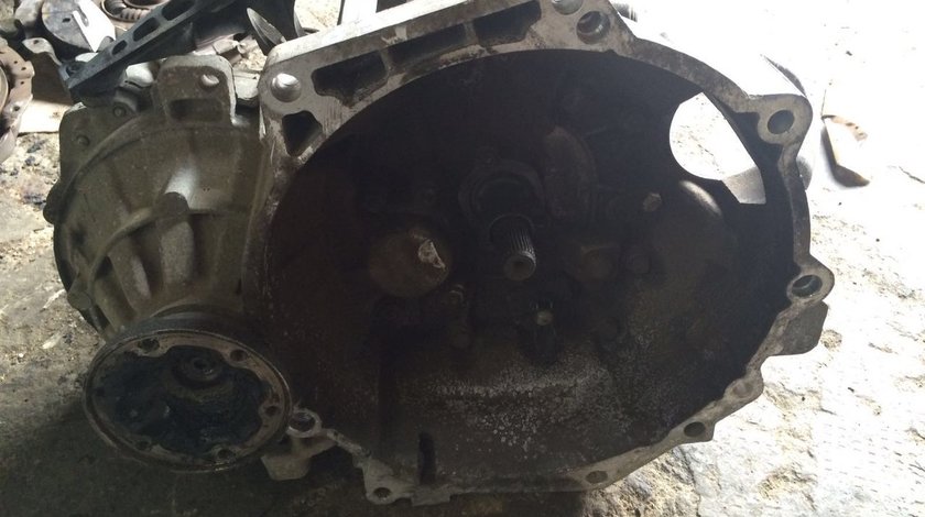 cutie de viteze 5 trepte vw golf 5 1.9 tdi 105 cp 2007 tip cutie JCR