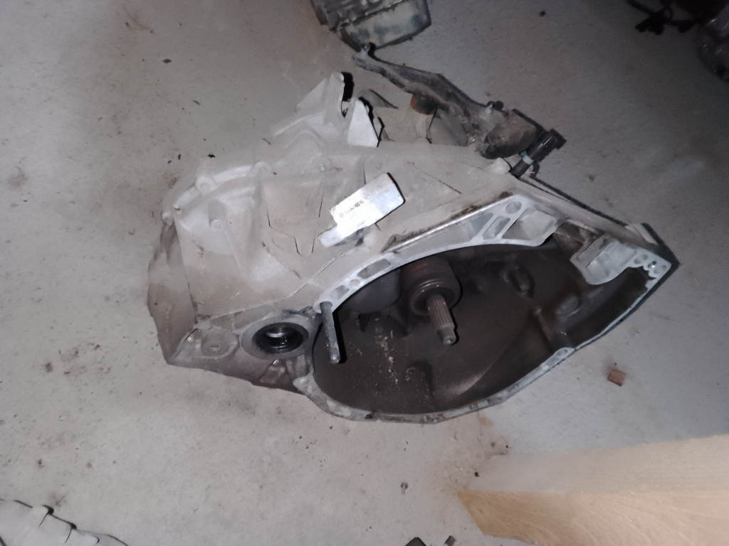 Cutie de viteze 6 trepte Nissan Pulsar 1.2 Benzina 2015, TL4131
