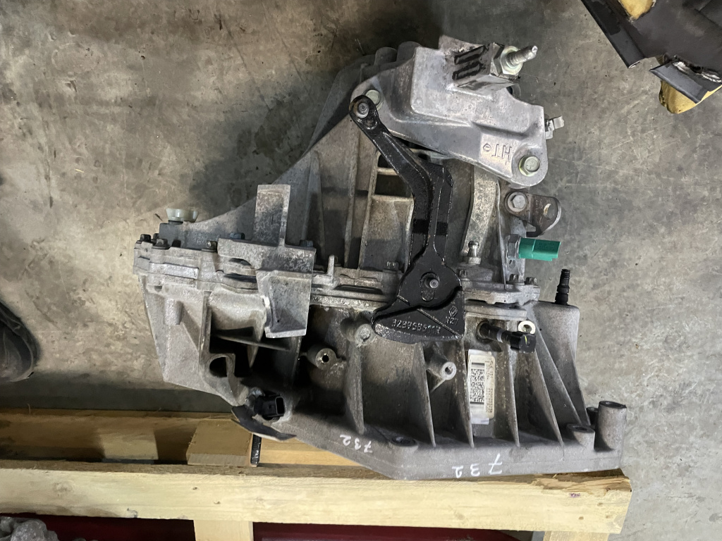 Cutie de viteze 6 trepte Nissan Pulsar 1.2 Benzina 2015, TL4131 / 320103323R