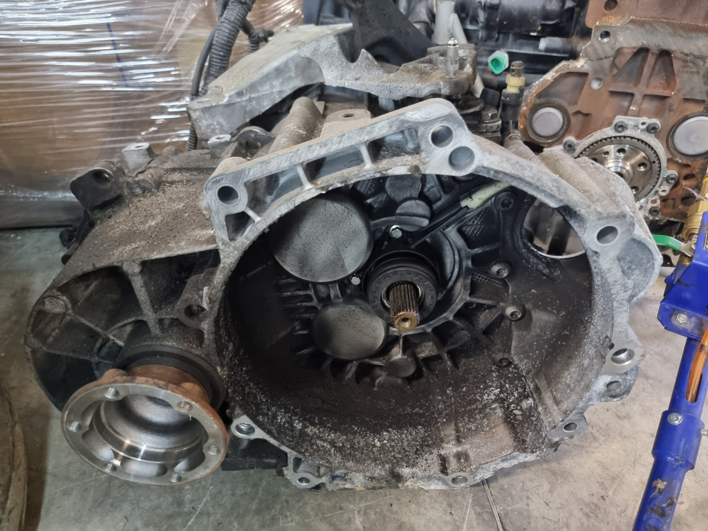 Cutie de viteze 6 trepte Volkswagen Passat B8 2.0 Motorina 2016, QFZ