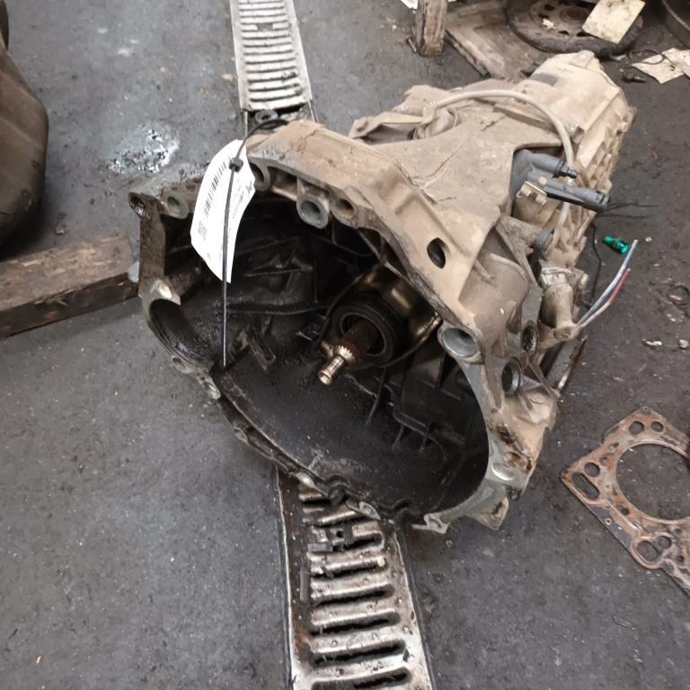 Cutie De Viteze Audi A4 B6 (8E) 2000-2004 1.6 Alz Benzina 5 Plus 1 Manuala