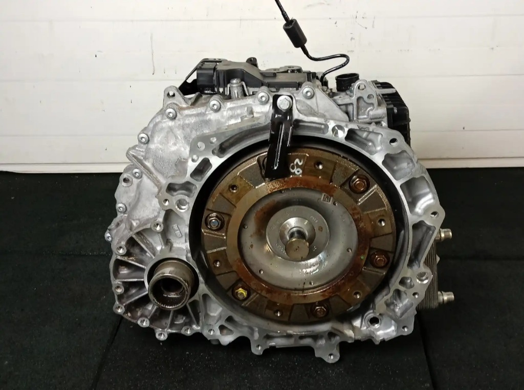 Cutie de viteze automata 96850028 Range Rover Sport 2 L494 AWD 2.0 B cod motor PT204 an fab. 2017 - 2022