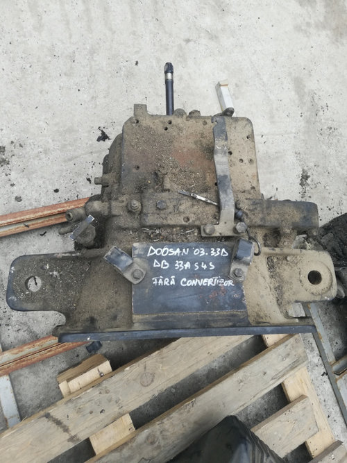 Cutie De Viteze Daewoo / Doosan D30S-3 2000 - 2010 Motorina