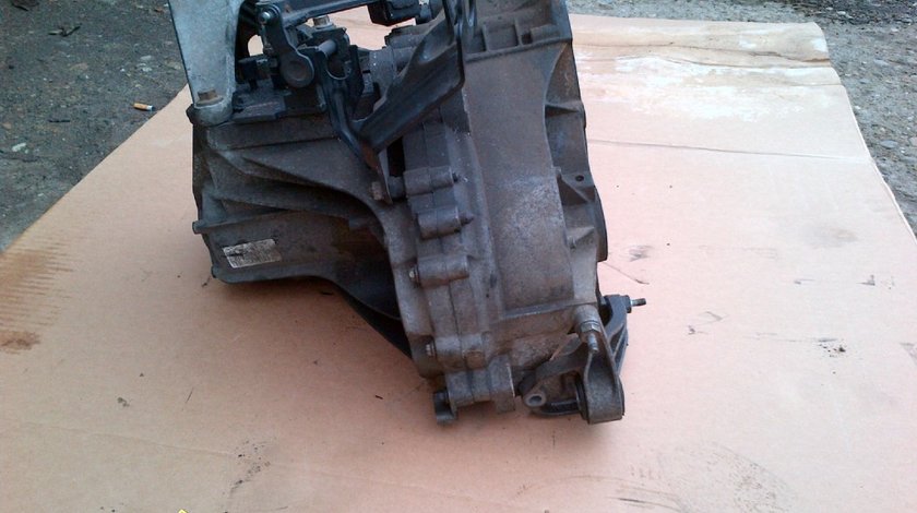 Cutie de Viteze Ford Focus 1 8 TDCI din 2006