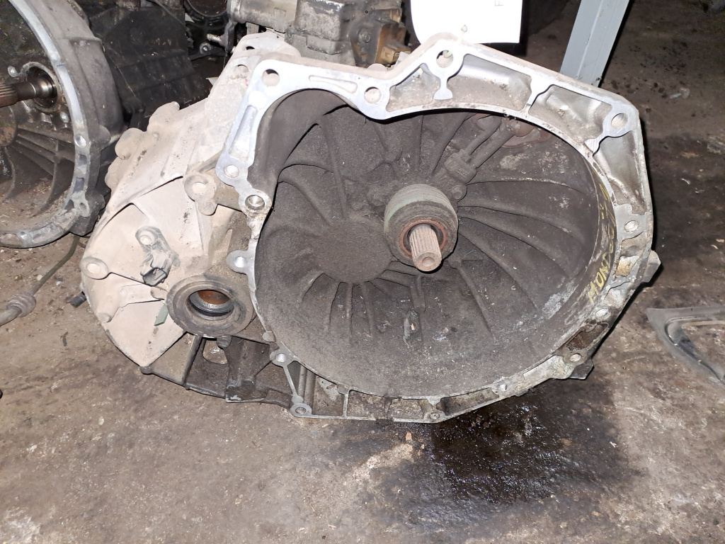 Cutie De Viteze Ford Mondeo Mk 2 1996-2000 2.0 I Benzina Manuala
