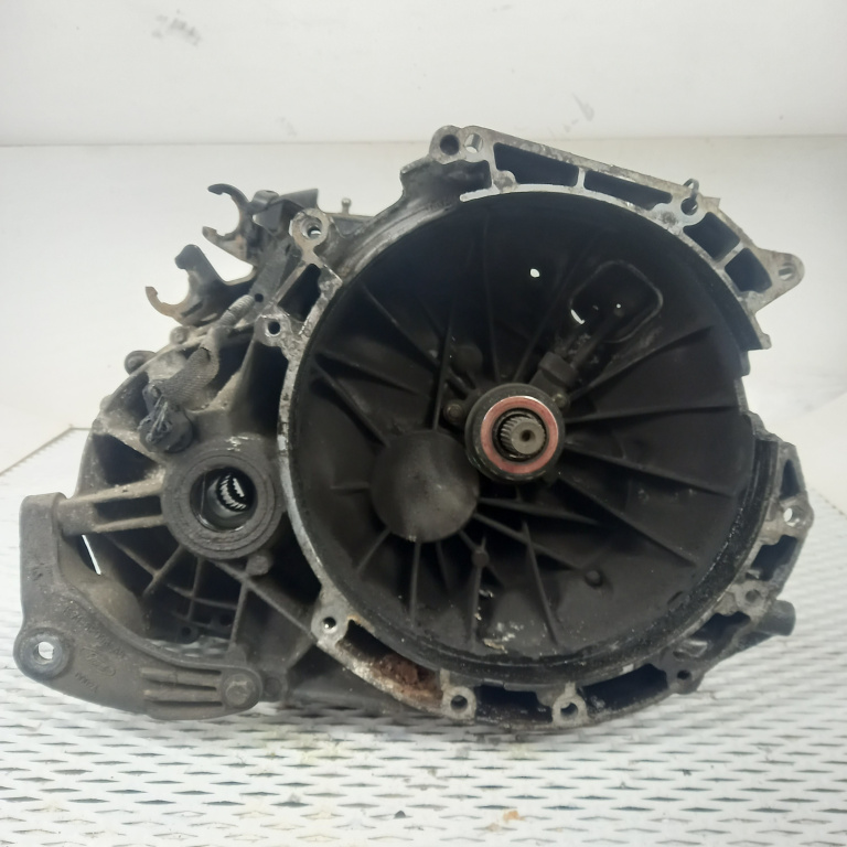 Cutie De Viteze Ford Mondeo Mk 3 2000-2007 2.0 16V Tddi / Tdci Motorina 5 Plus 1 Manuala Is7R7F096N5Lua