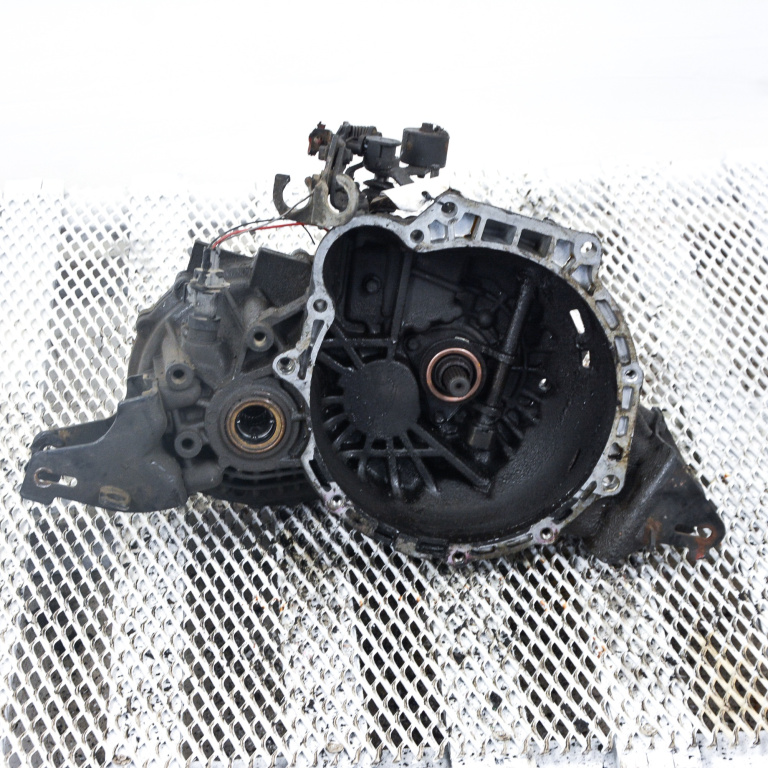 Cutie De Viteze Hyundai Elantra (Xd) 2000-2006 1.6 G4Ed-G Benzina 5 Plus 1