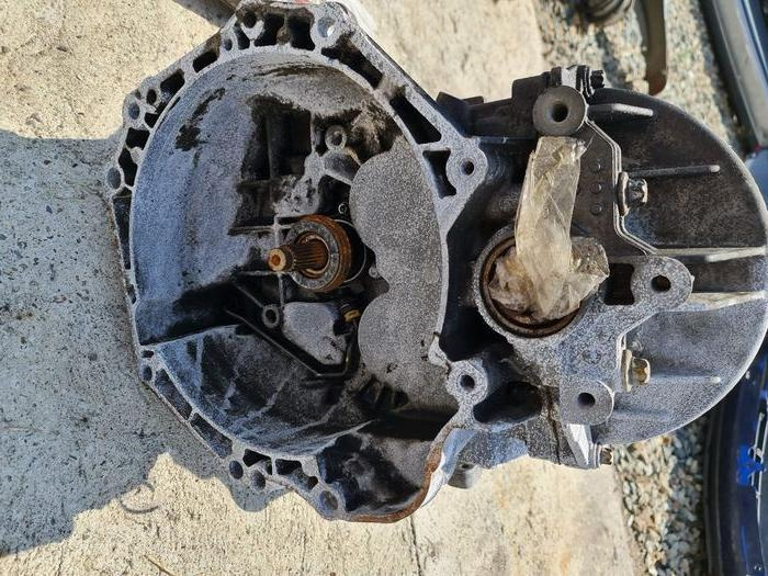 Cutie de viteze M32 1.8i 16V Opel Astra J 2009-2012
