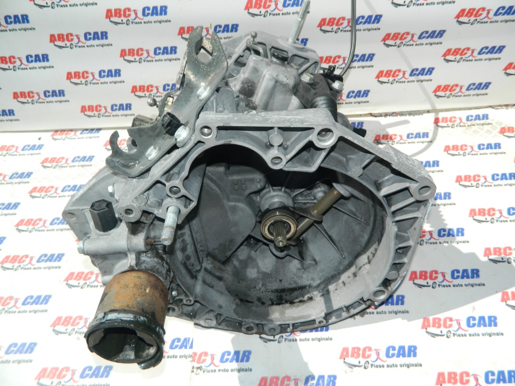 Cutie de viteze manuala 1.2 benzina 16V cod: 207758008