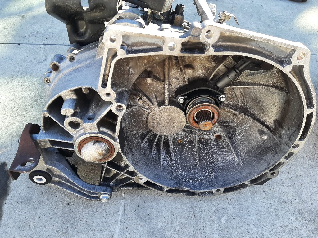 Cutie de viteze manuala 1.6 tdci hhda ford focus 2 6m5r7002yc 3m5r-7f096-yf
