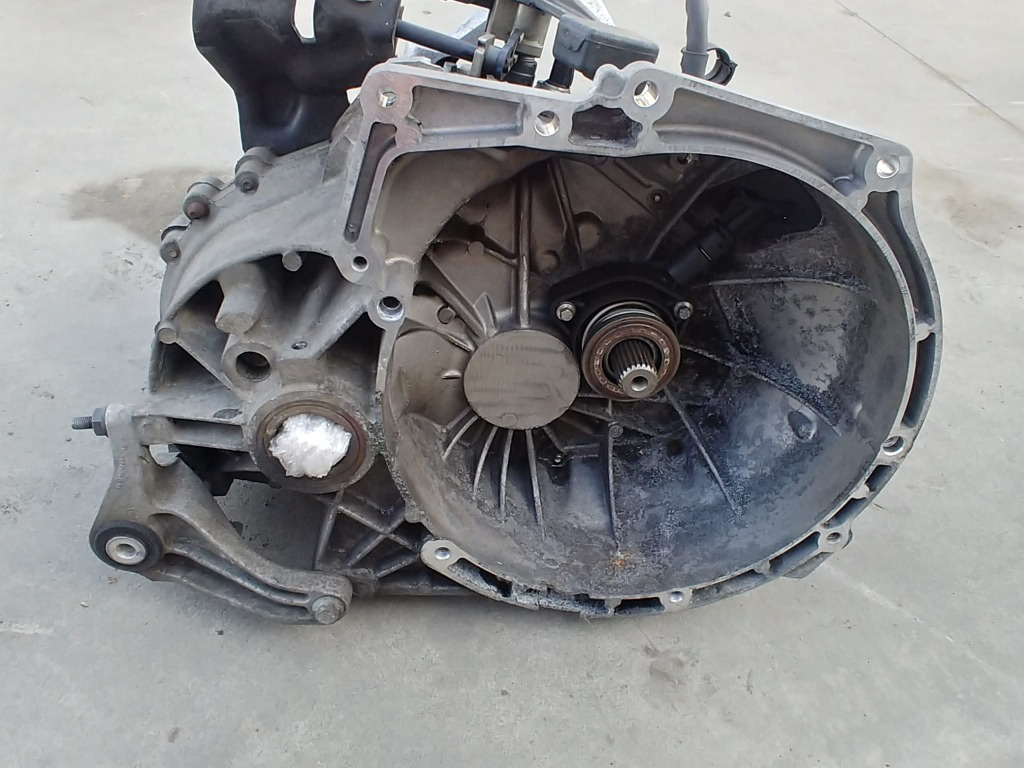 Cutie de viteze manuala 1.6 tdci hhda ford focus 2 6m5r7002yc 3m5r-7f096-yf