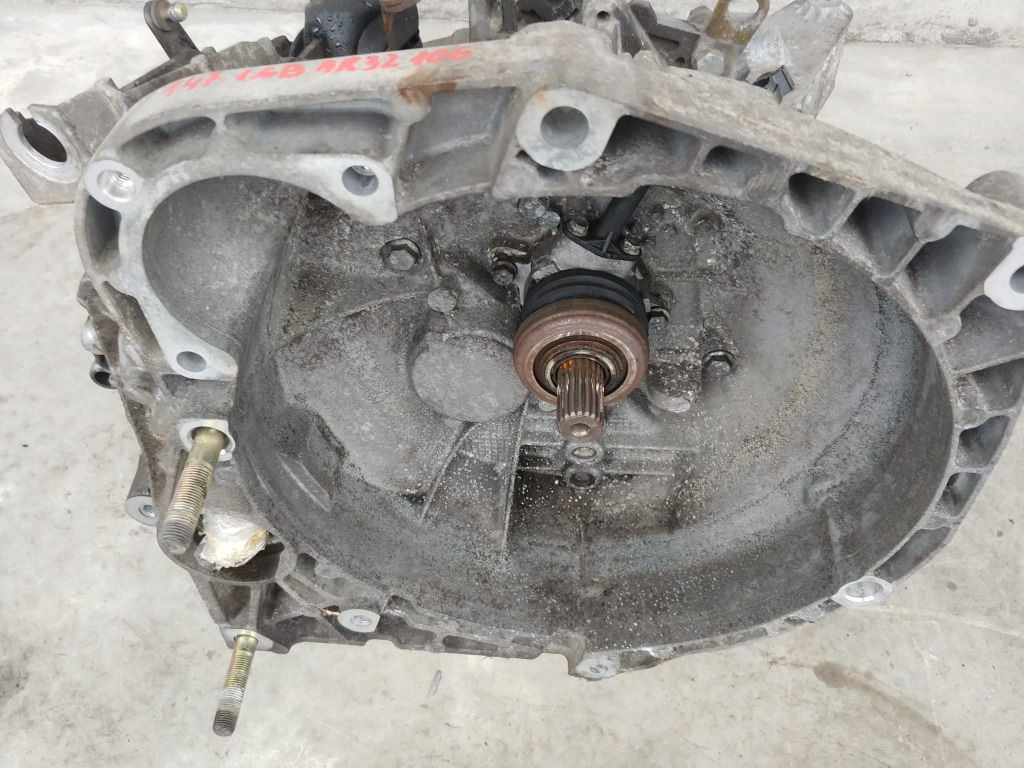 Cutie de viteze manuala 1.6b ar32104 alfa romeo 147 46807593 d