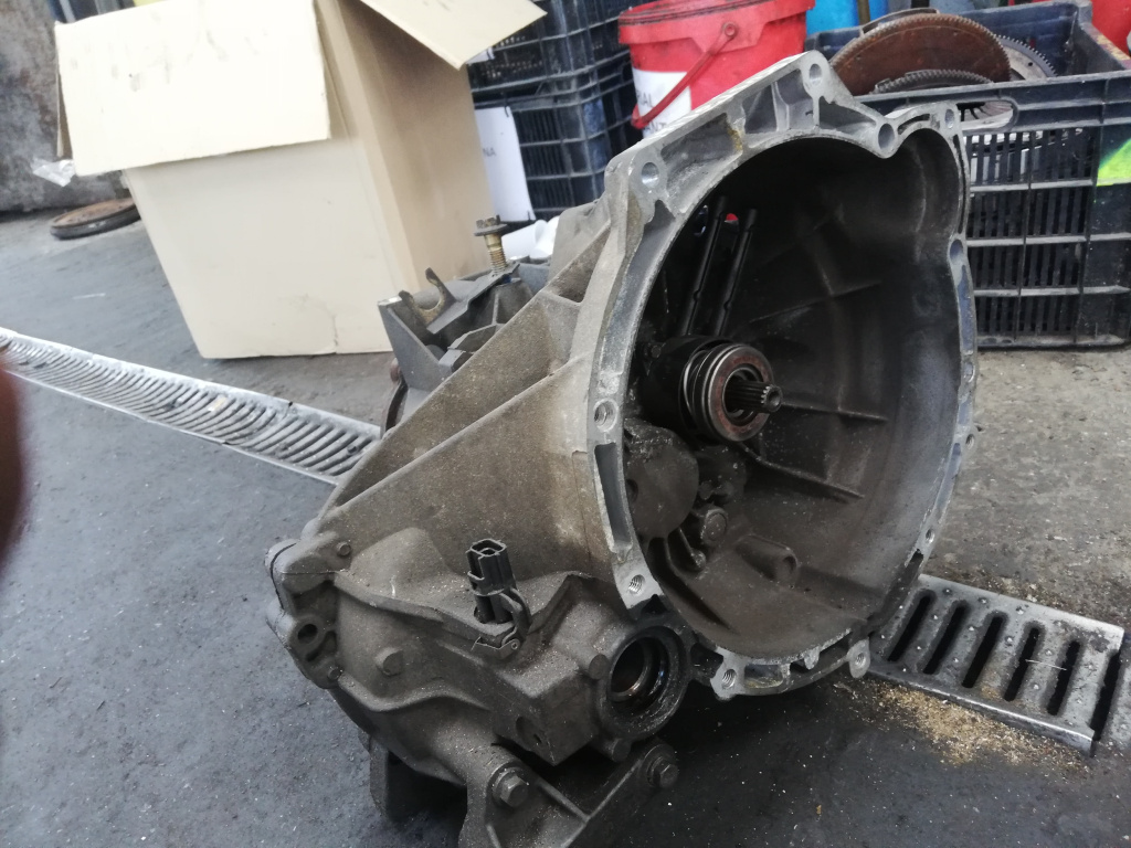 Cutie De Viteze Manuala,5 Plus 1 Ford FOCUS Mk 1 1998 - 2004 Benzina