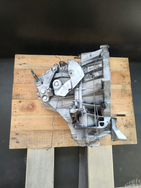 Cutie de viteze manuala 6+1 RENAULT MEGANE MOTOR 1,5DCI - COD TL4K9KX 790638