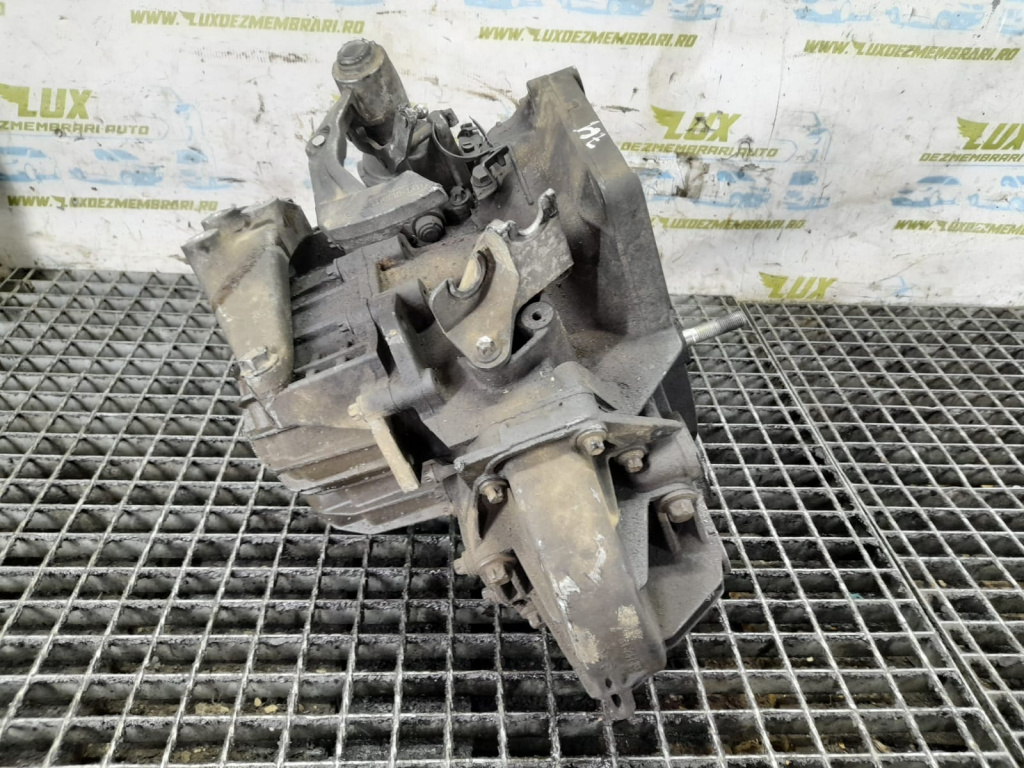 Cutie de viteze manuala 6 trepte 1.9 cdti 55192042 Opel Astra H [2004 - 2007]