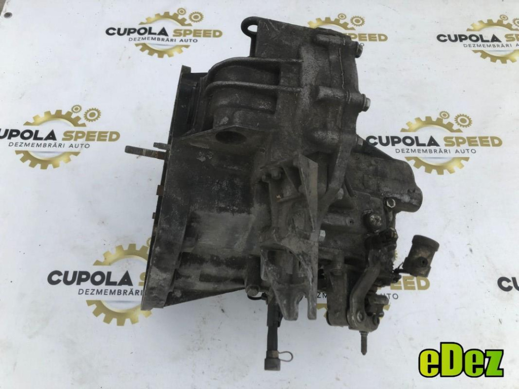 Cutie de viteze manuala 6 trepte Renault Megane 2 (2003-2008) 1.9 dci f9q 8200156391