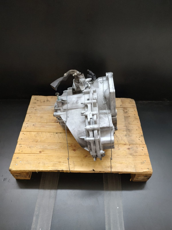 Cutie de viteze manuala , 6 viteze Opel Vectra C [Fabr 2003-2008] 1.9 CDTI, Z19DTH - COD GM55350375
