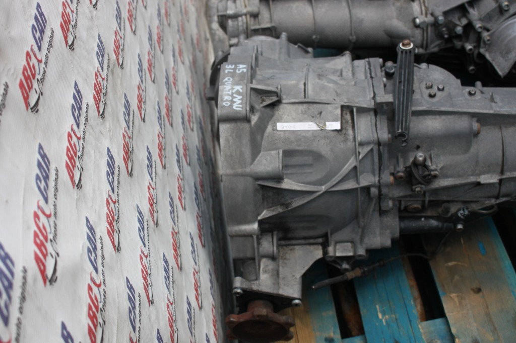Cutie de viteze manuala Audi A5 8T 3.0 TDI quattro 2008-2015 cod: KMU