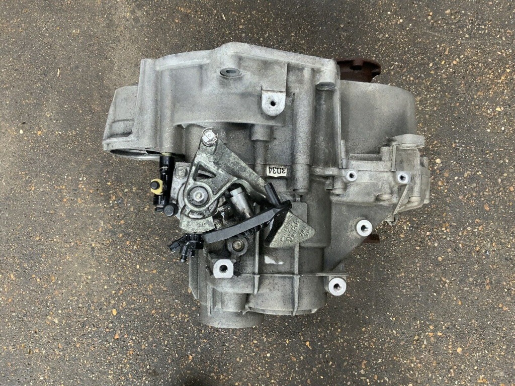 Cutie de viteze manuala cu Start / Stop VW Passat CC 2.0 TDI cod: PDT