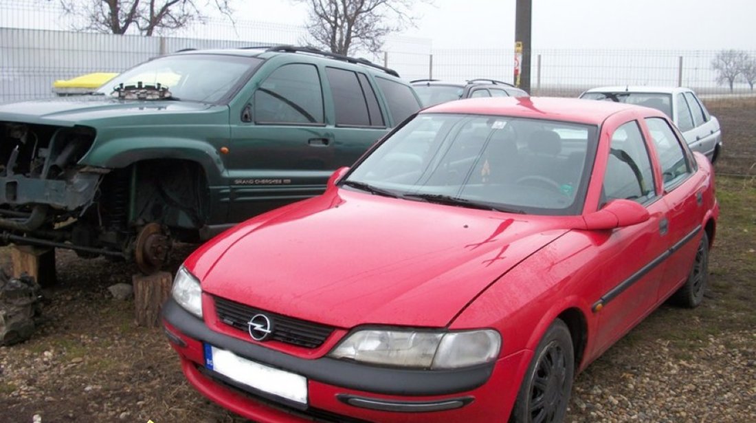 Cutie de viteze manuala Dezmembram Opel Vectra B an 1996 1 6i orice piesa