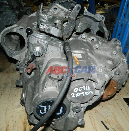 Cutie de viteze manuala VW Passat B6 2.0 TDI 140 CP Cod: JLU