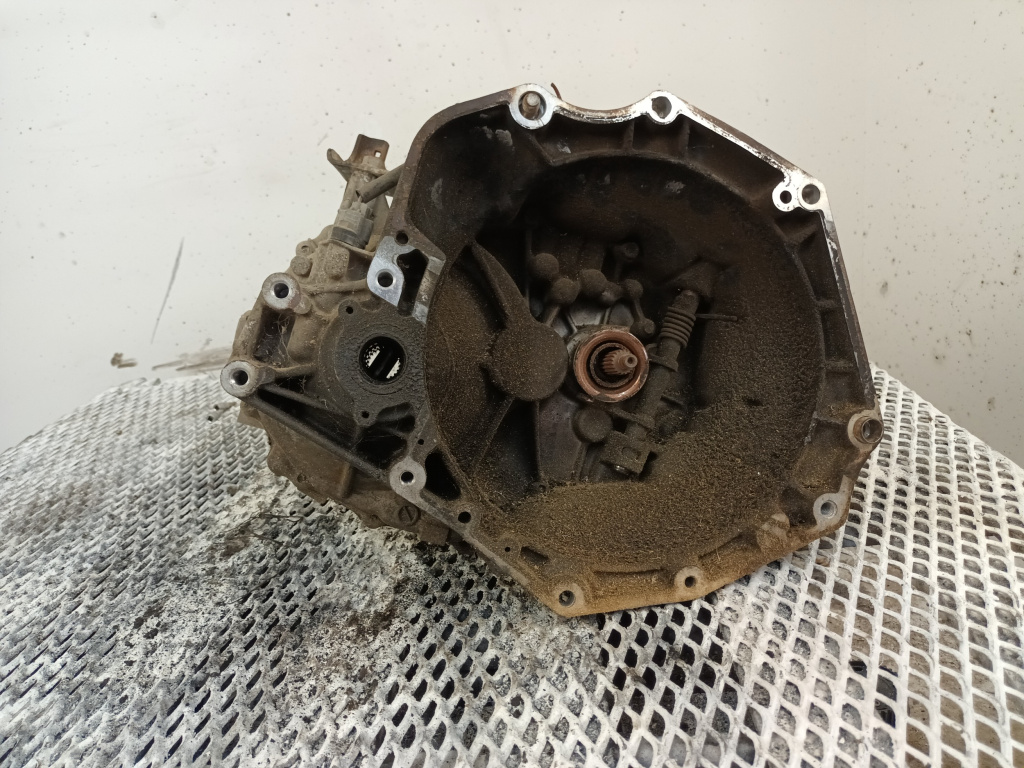 Cutie De Viteze Opel Agila (A) (H00) 2000-2007 1.0 12V Z 10 Xe Benzina 5 Plus 1 Manuala