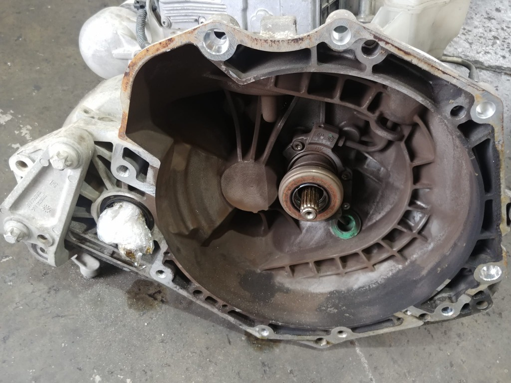 Cutie de viteze semiautomata 1.4b b14xep opel corsa e 55488137 378591288