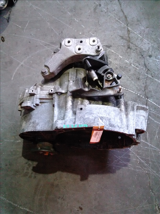 Cutie de viteze VOLKSWAGEN PASSAT B7 2.0 TDI