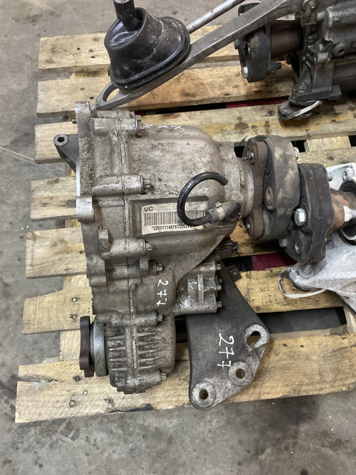Cutie transfer BMW 320 E90 2.0 Motorina 2010, 2203111487613152VC4