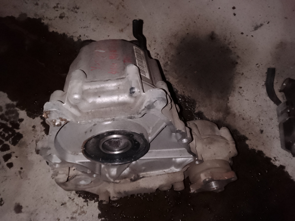 Cutie transfer BMW X1 2.0 Motorina 2011, 7635755010214807