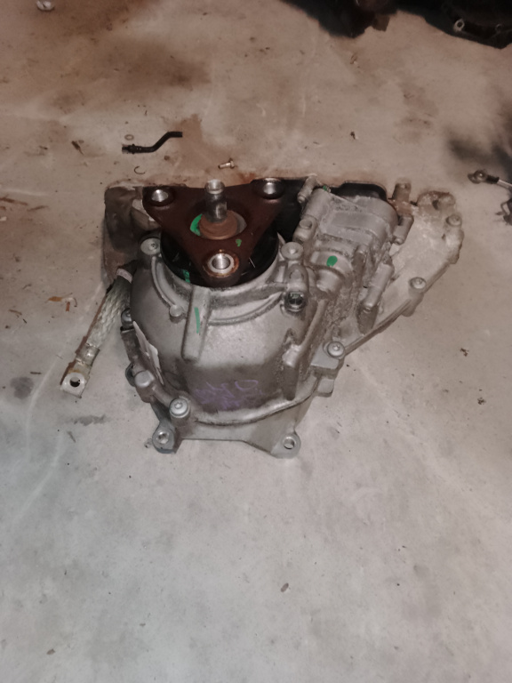 Cutie transfer BMW X3 F25 2.0 Motorina 2012