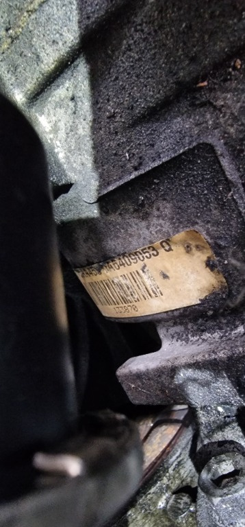 Cutie Transfer Grup Fata Vw Tiguan 2.0TDI cod 0A6409053