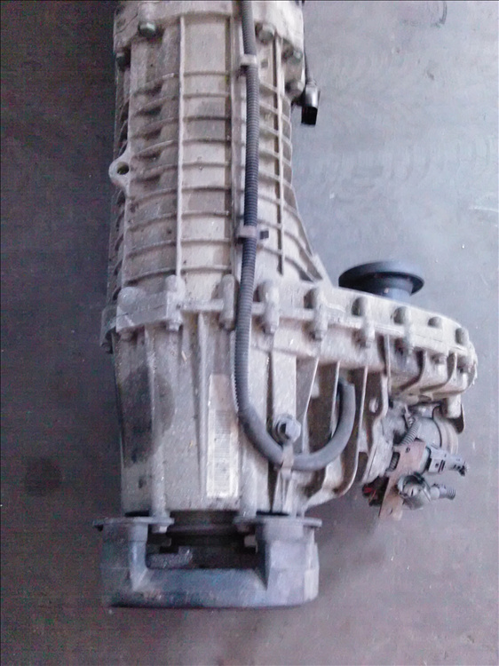 Cutie transfer Volkswagen Touareg 2.5 tdi an fabr 2006