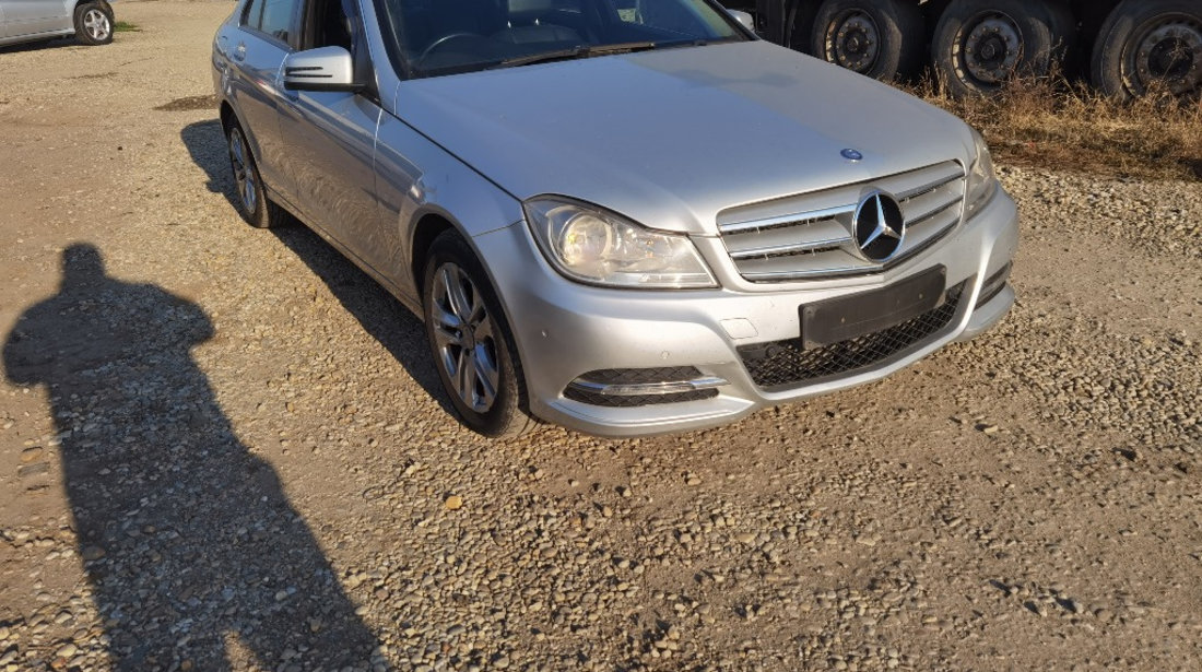 Cutie viteză viteză manuală 6+1 Mercedes C Class W204 2012 Facelift A212260800000 711653