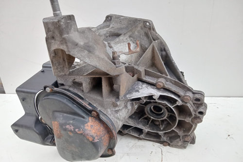 Cutie viteza 1.4 / 1.6 benzina XS4R7002FB Ford Focus [1998 - 2004]